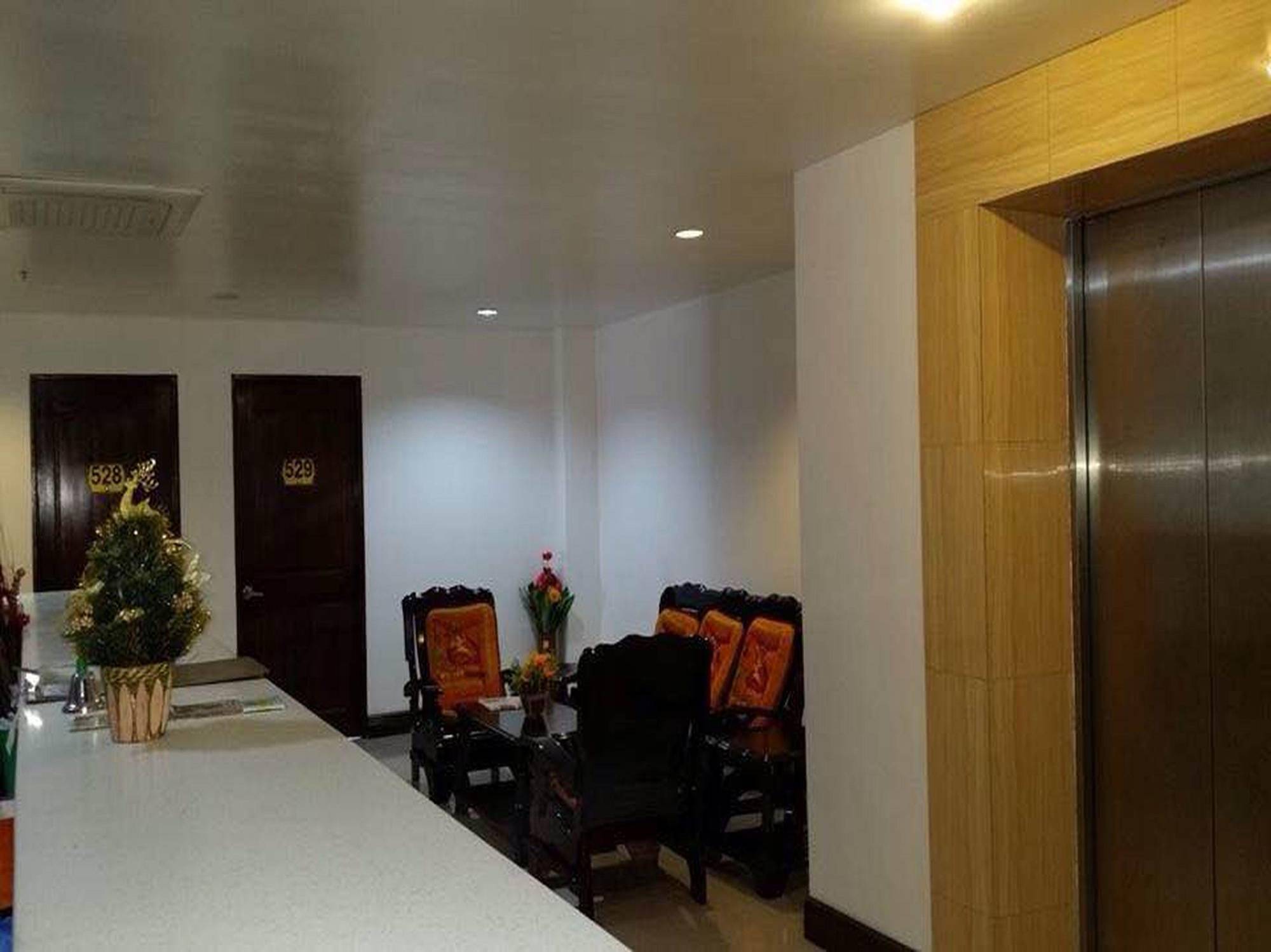 Reddoorz Plus Near Vigan City Commercial Center 外观 照片