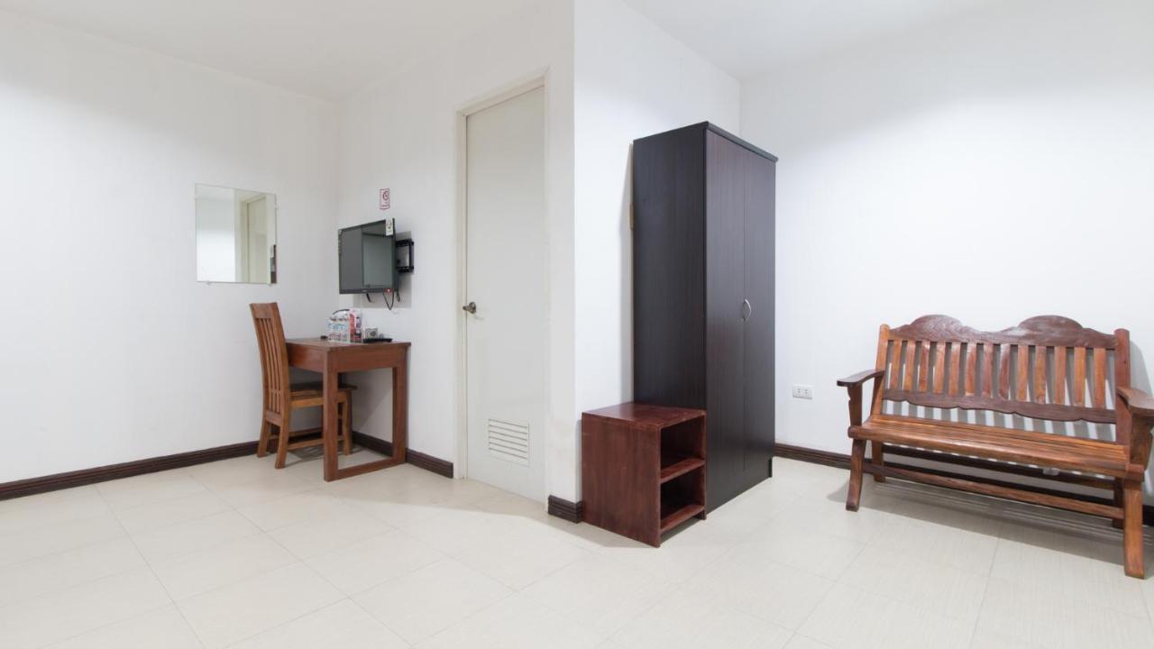 Reddoorz Plus Near Vigan City Commercial Center 外观 照片