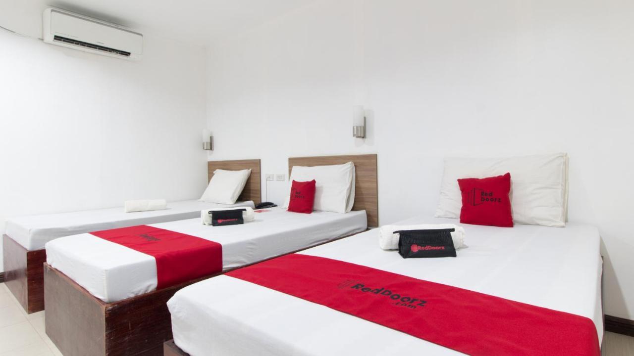 Reddoorz Plus Near Vigan City Commercial Center 外观 照片