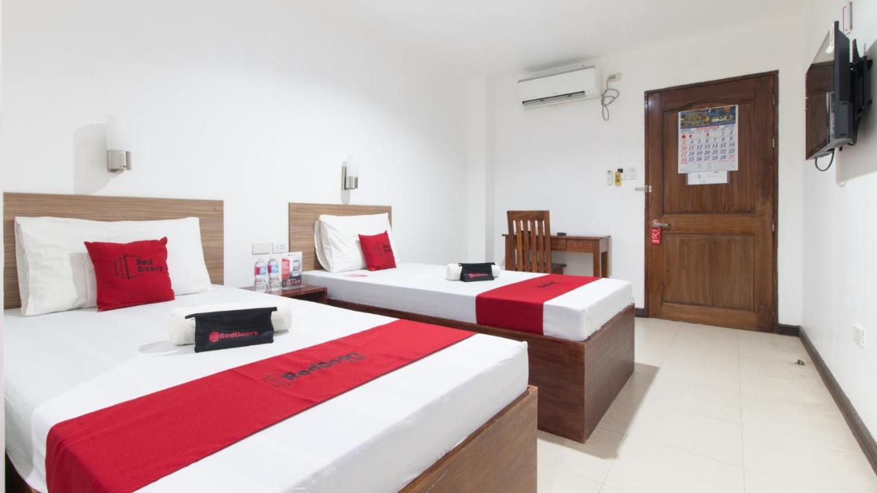 Reddoorz Plus Near Vigan City Commercial Center 外观 照片