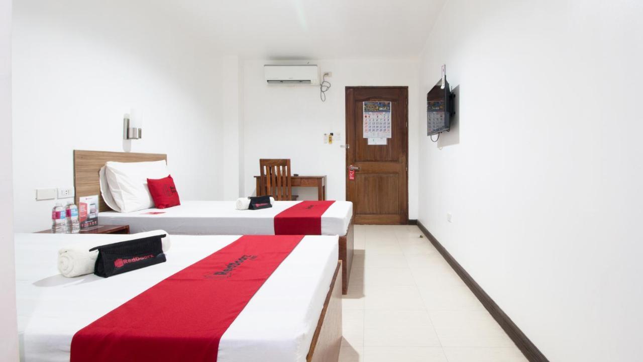 Reddoorz Plus Near Vigan City Commercial Center 外观 照片